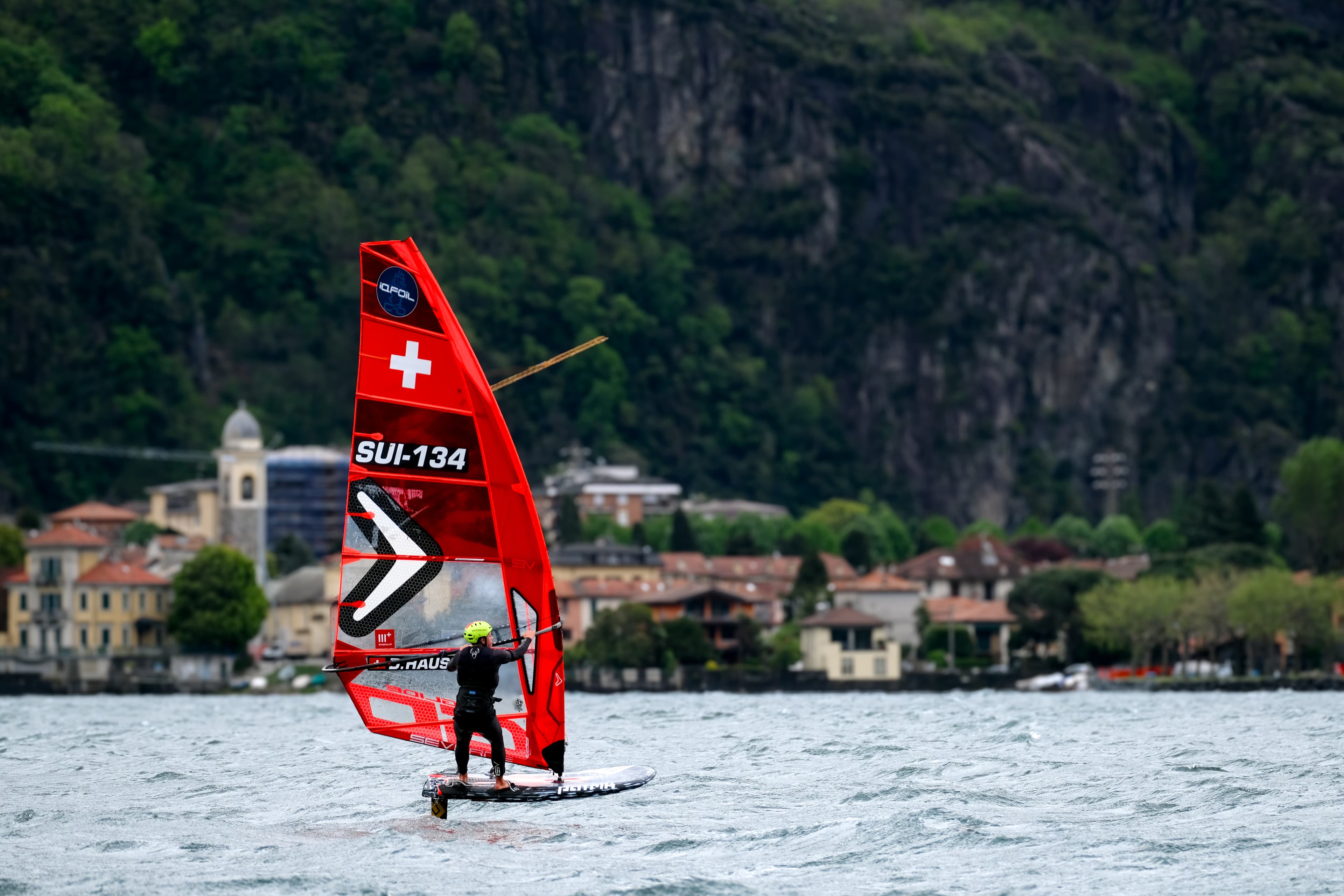 Devin Hauser beim IQFoil-Racing